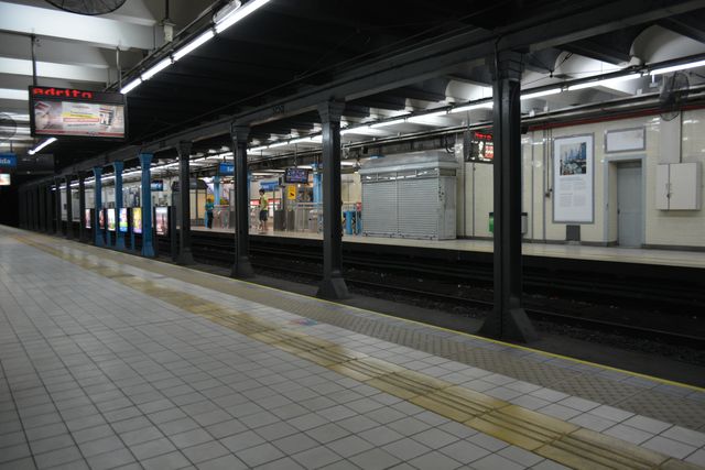 Acoyte ≫ Estación de la Línea A de subte