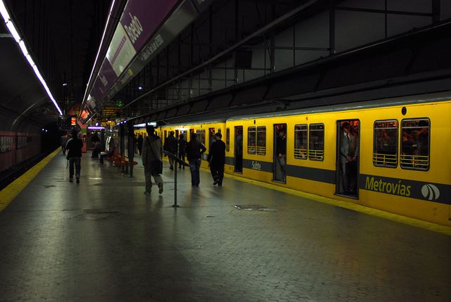 Boedo ≫ Estación de la Línea E de subte