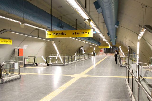 Córdoba ≫ Estación de la Línea H de subte