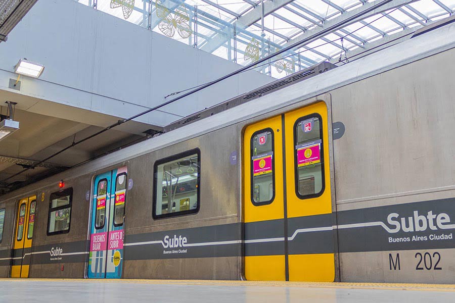 Estación de Constitución