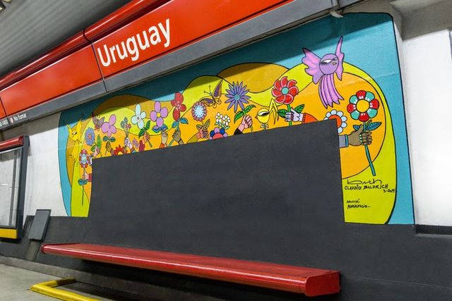 Uruguay ≫ Estación de la Línea B de subte