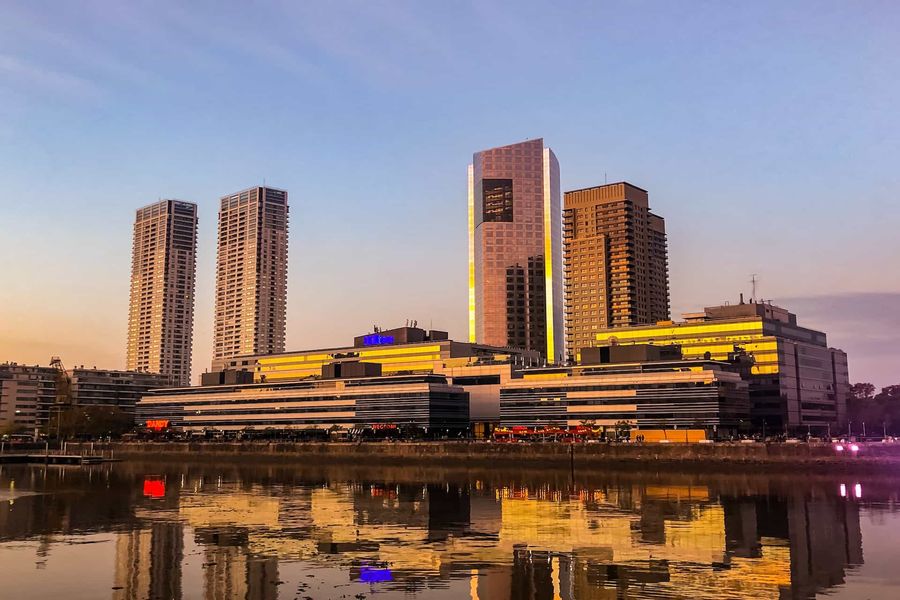 Cómo llegar al barrio de Puerto Madero usando el Subte de Buenos Aires